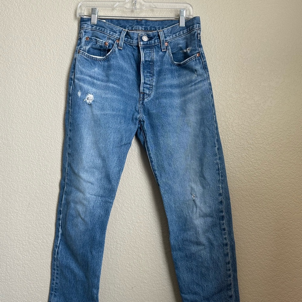 Levi's women’s Straight Blue Jeans